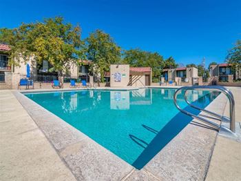 2  Sparkling  swimming pools